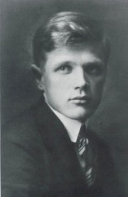 Uuno Klami en su juventud.