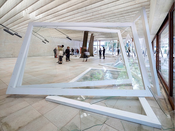 Instalación artística y sonora de Camille Norment en el Pabellón Nórdico de Venecia. Foto: Matteo da Fina/OCA
