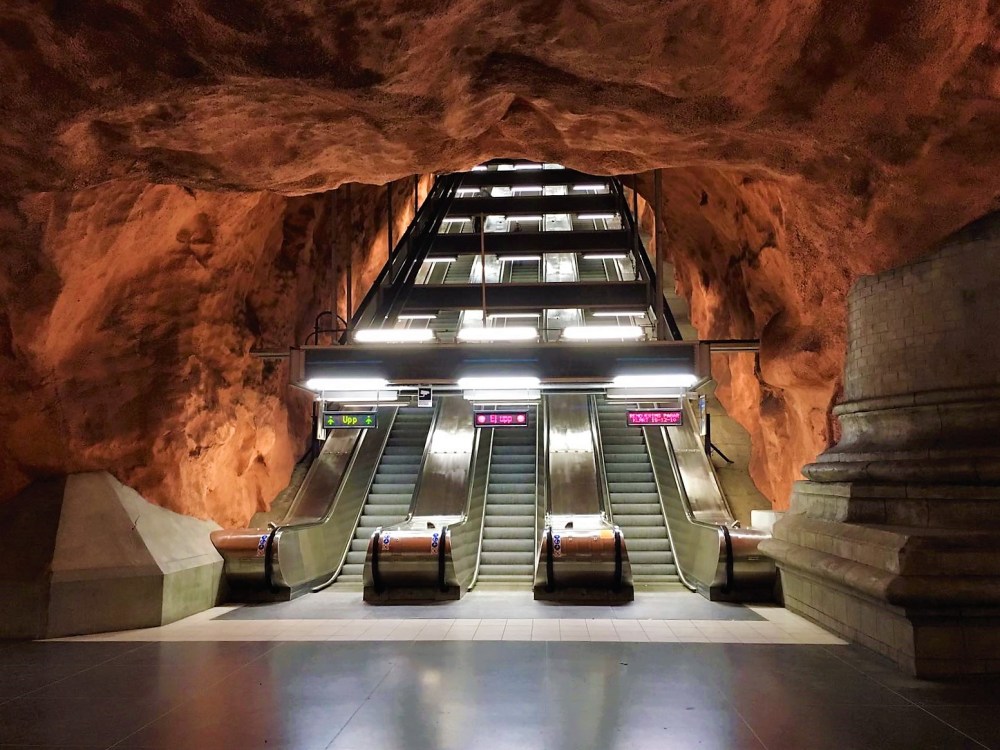 hemisferio-boreal-metro-radhuset-3